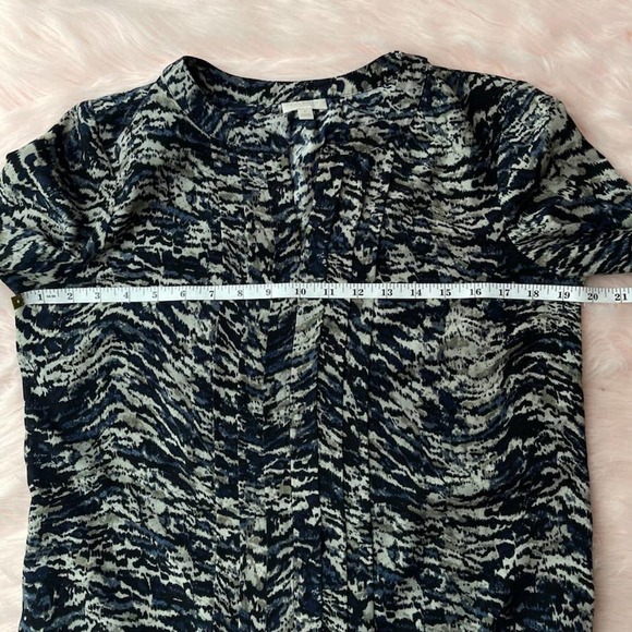 TALBOTS Petites Blouse 3/4 Sleeves Blue Print - Size P  EUC - Picture 10 of 11